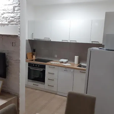 Apartman Vlada *