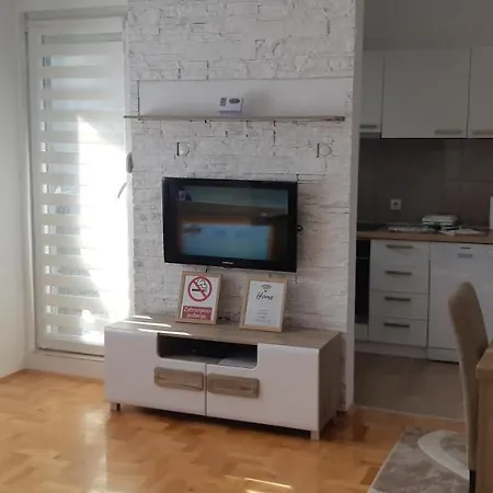 Apartman Vlada *