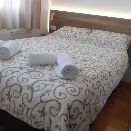 Apartman Vlada *